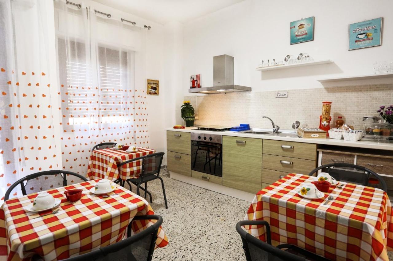 A Casa Di Fra' Bed and Breakfast Palermo Exteriör bild