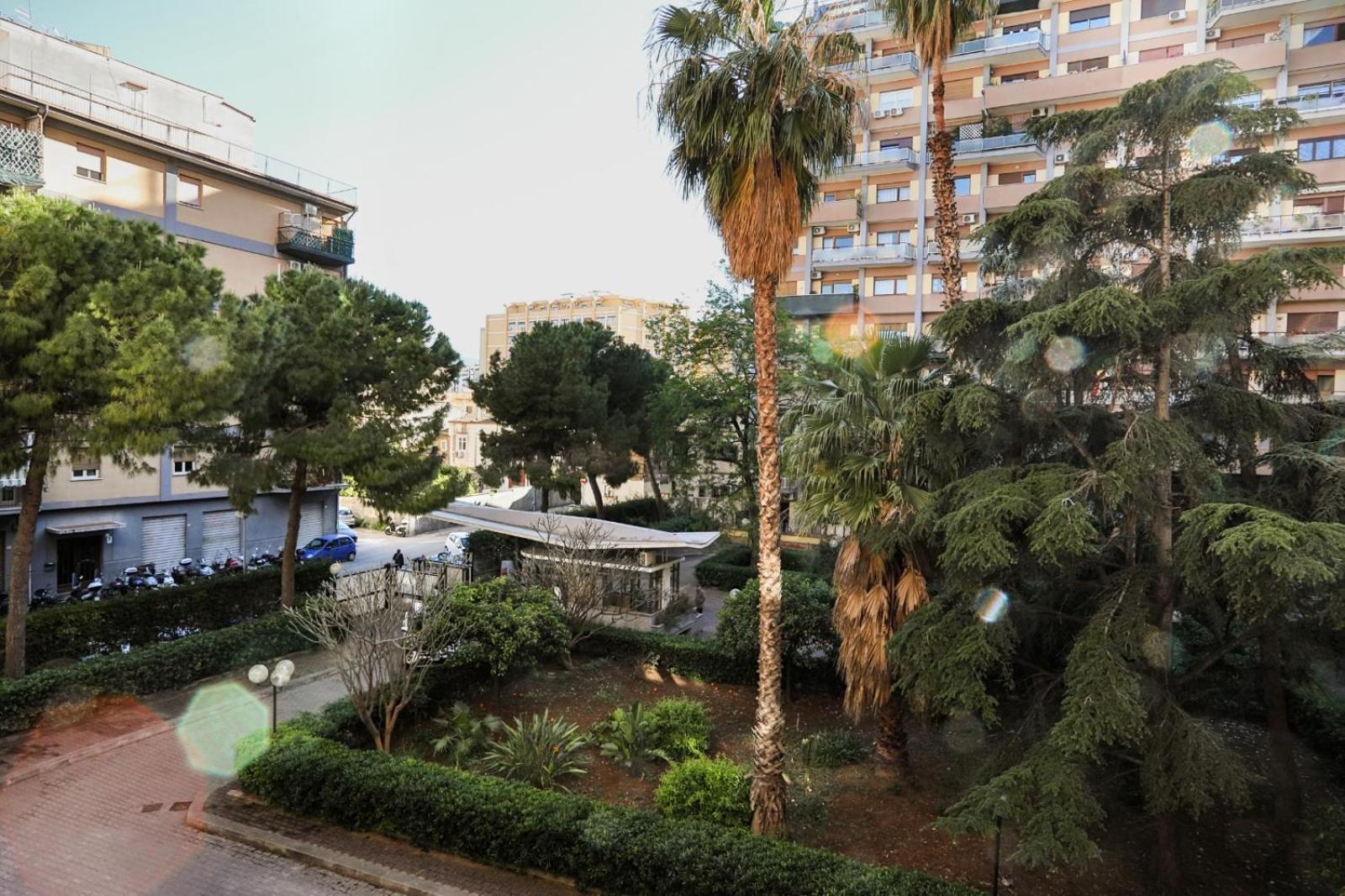 A Casa Di Fra' Bed and Breakfast Palermo Exteriör bild