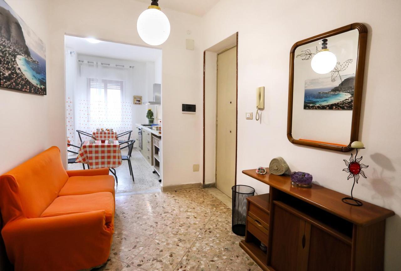 A Casa Di Fra' Bed and Breakfast Palermo Exteriör bild